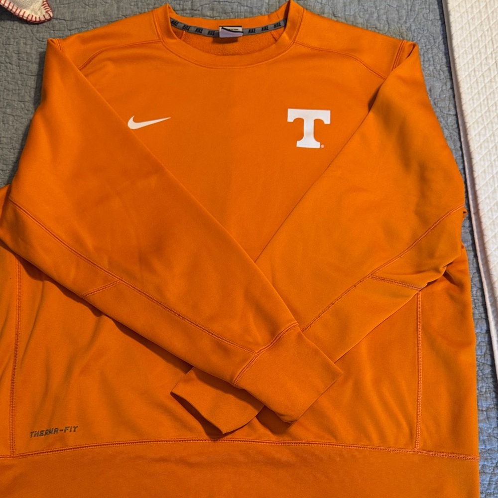 Nike Tennessee Orange Therma-Fit Sweatshirt